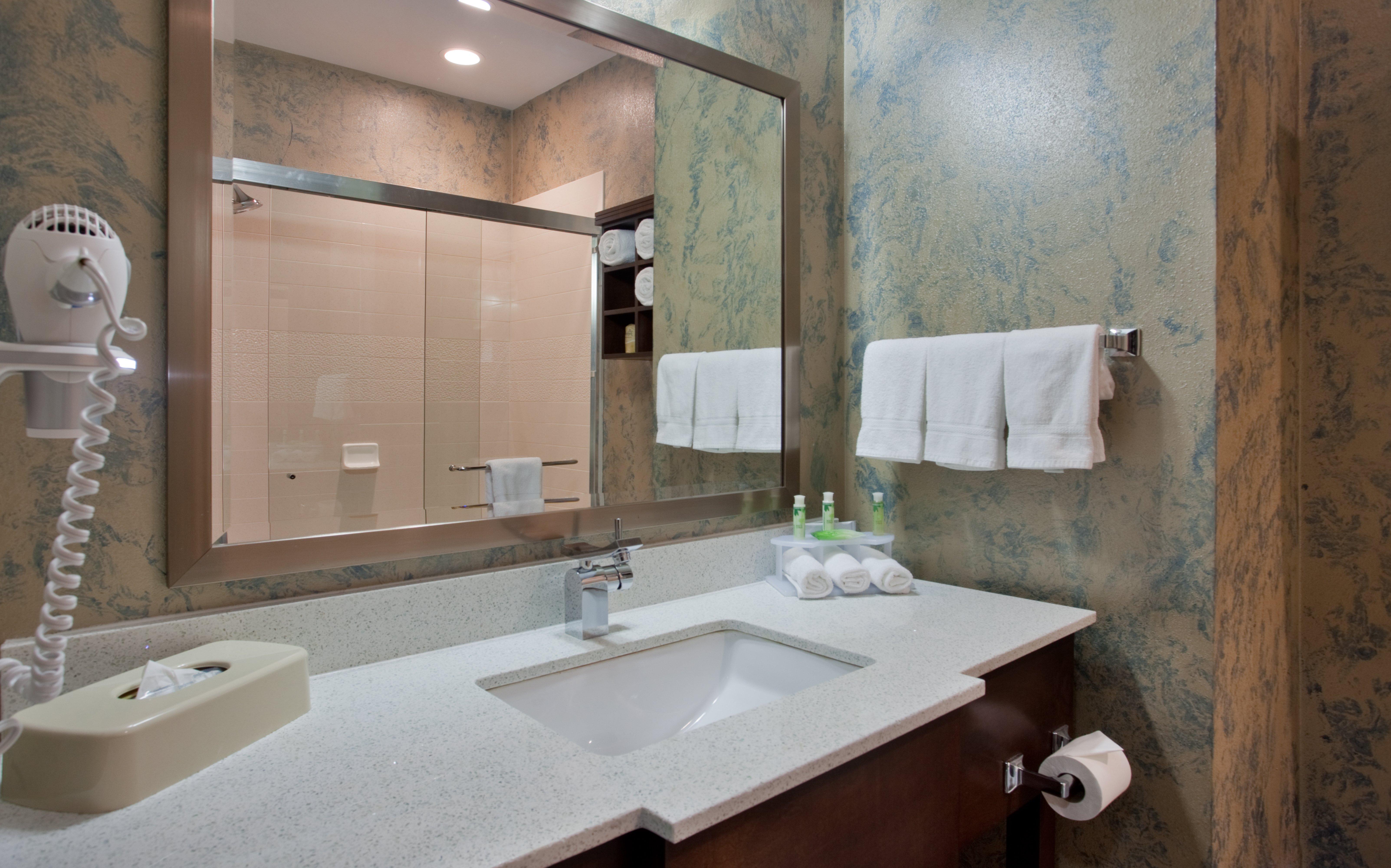 Holiday Inn Express & Suites St Louis Airport By Ihg Woodson Terrace Dış mekan fotoğraf